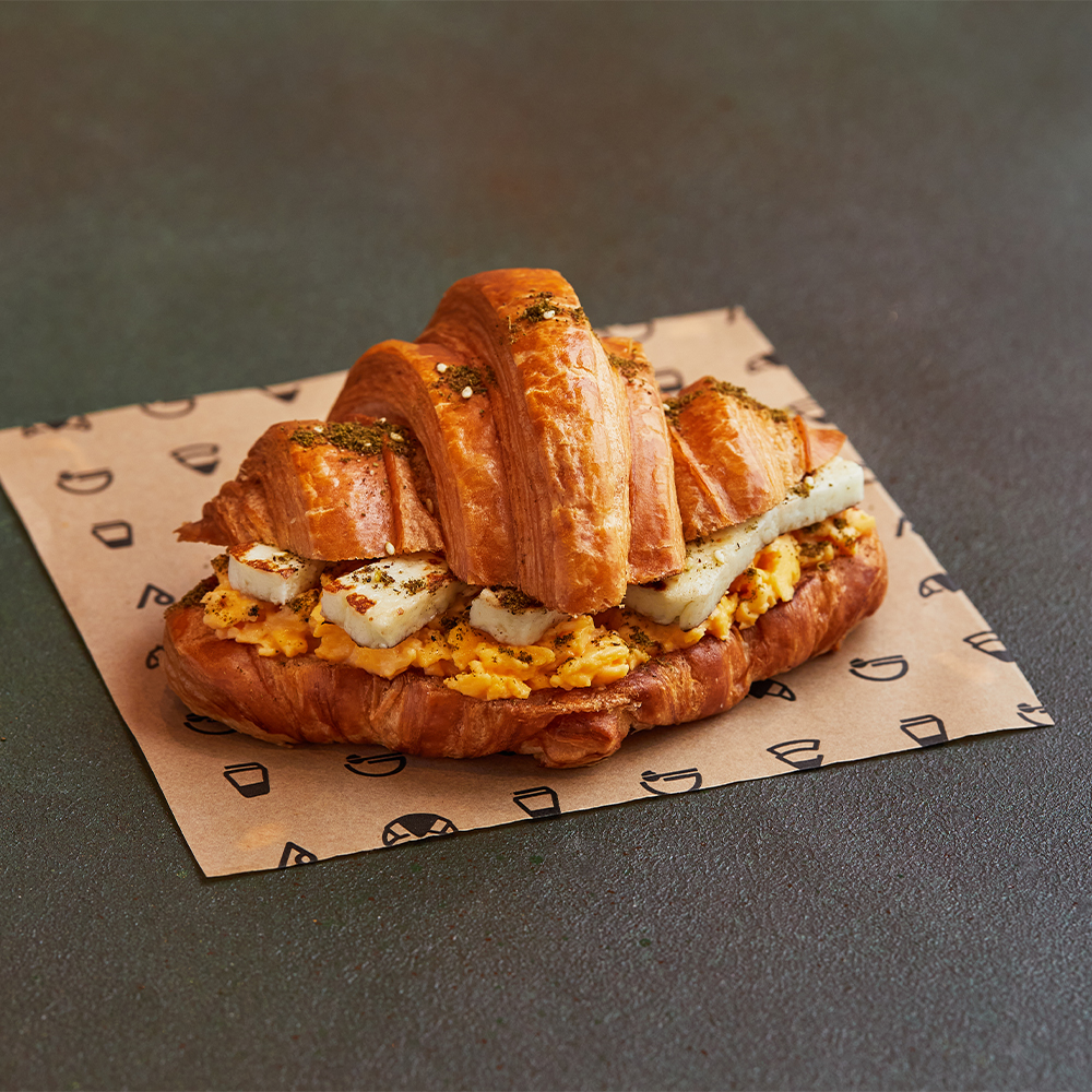 Zaatar with Halloumi Croissant